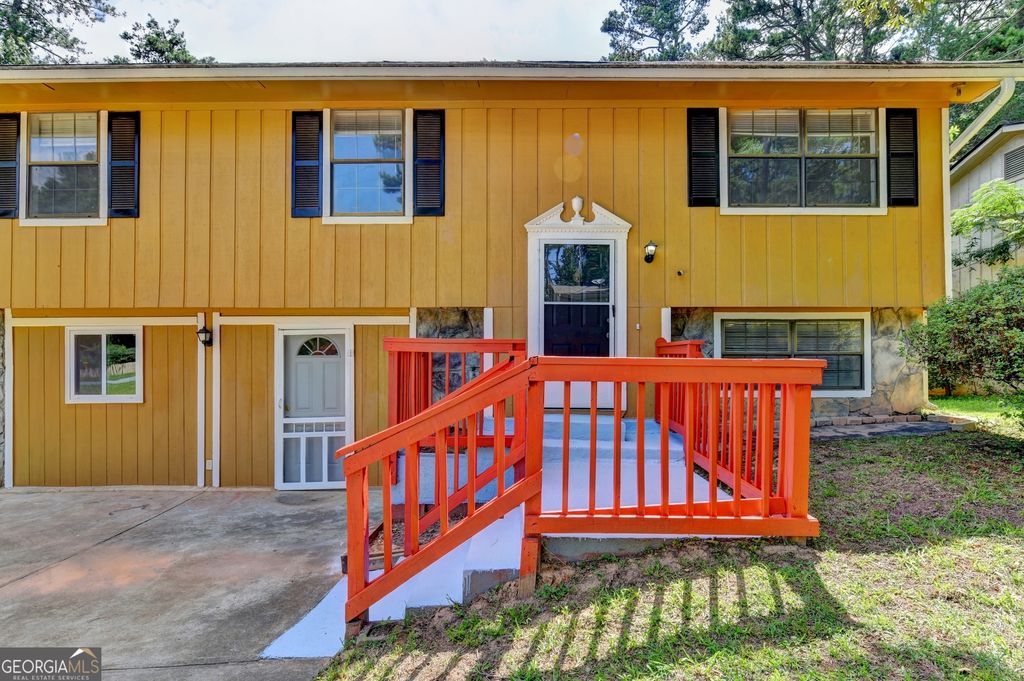 2484 Rhoanoke Drive, Duluth, GA 30096