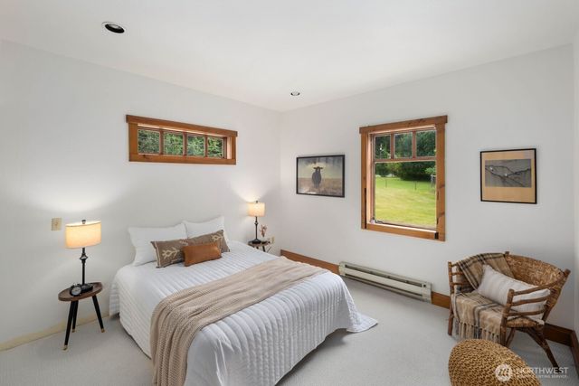 13031 SW 297th Way, Vashon, WA 98070