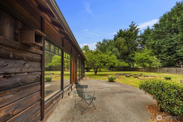 13031 SW 297th Way, Vashon, WA 98070