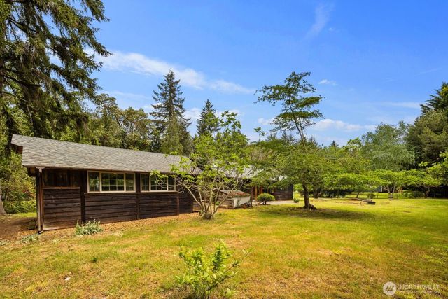 13031 SW 297th Way, Vashon, WA 98070