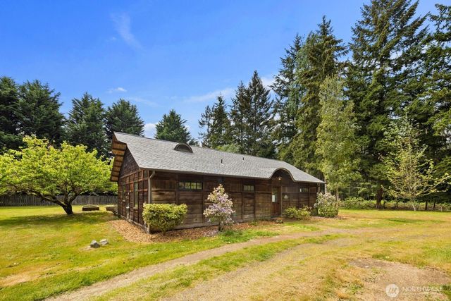 13031 SW 297th Way, Vashon, WA 98070