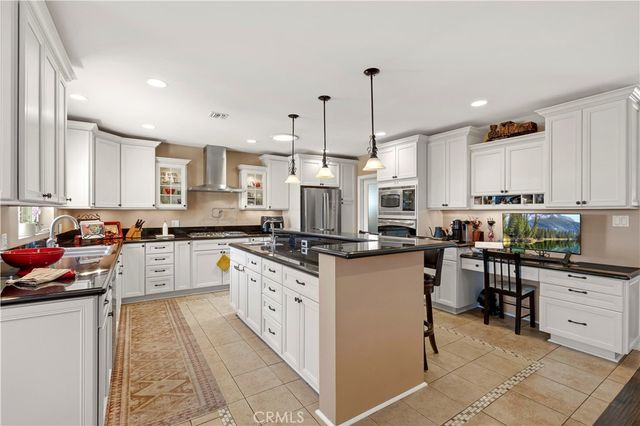 13762 Chase Street, Arleta, CA 91331