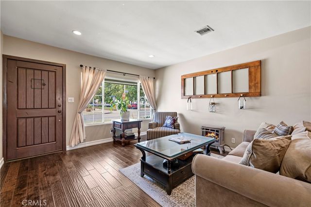 13762 Chase Street, Arleta, CA 91331