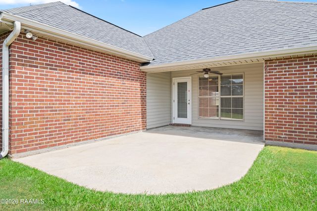 133 Wild Rose Lane, Youngsville, LA 70592