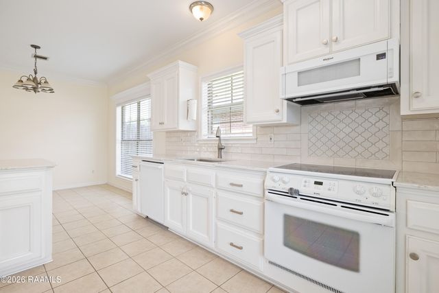 133 Wild Rose Lane, Youngsville, LA 70592