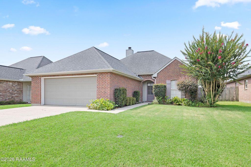 133 Wild Rose Lane, Youngsville, LA 70592