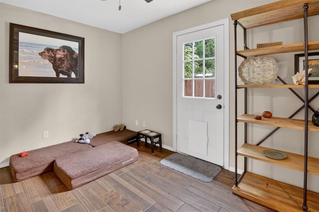 720 Merritt Street, River Oaks, TX 76114