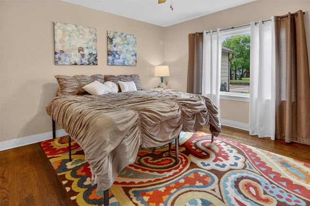 720 Merritt Street, River Oaks, TX 76114