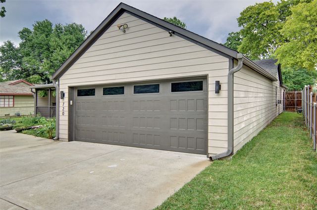 720 Merritt Street, River Oaks, TX 76114