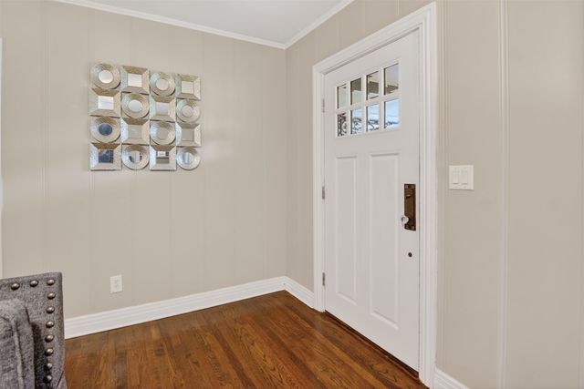 720 Merritt Street, River Oaks, TX 76114