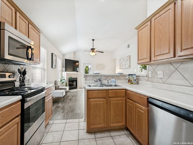 11627 WOOD HBR, San Antonio, TX 78249