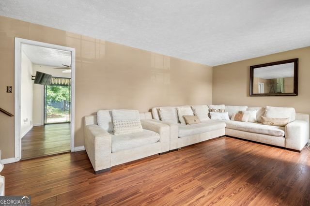 5753 Gum Court, Ellenwood, GA 30294