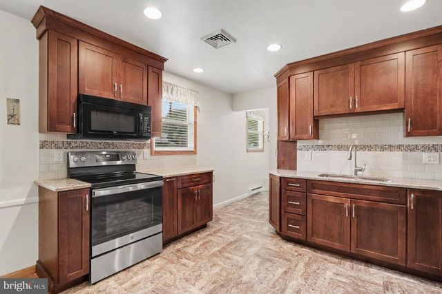 101 KIM ACRES DRIVE, Mechanicsburg, PA 17055