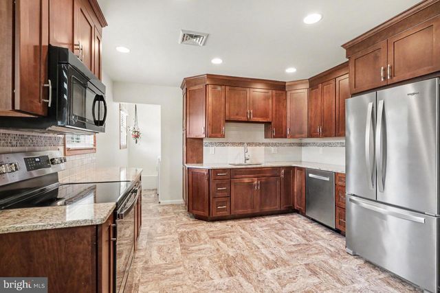101 KIM ACRES DRIVE, Mechanicsburg, PA 17055