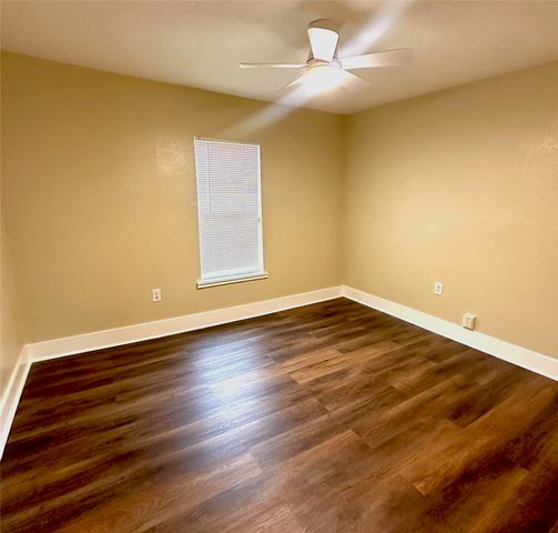6834 Victoria Avenue, Dallas, TX 75209