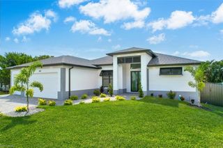 2602 SW 27 ST, Cape Coral, FL 33914