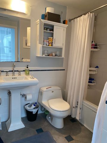 335 West 2nd Street 15, Boston, MA 02127