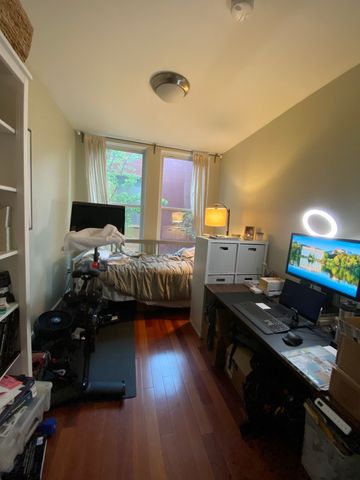 335 West 2nd Street 15, Boston, MA 02127