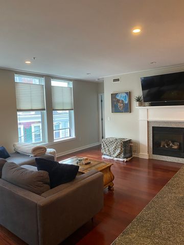 335 West 2nd Street 15, Boston, MA 02127