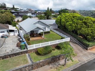 98-1146 Malualua Street, Aiea, HI 96701