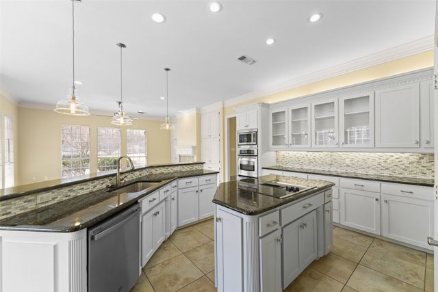 1030 Stratford Place, Keller, TX 76248