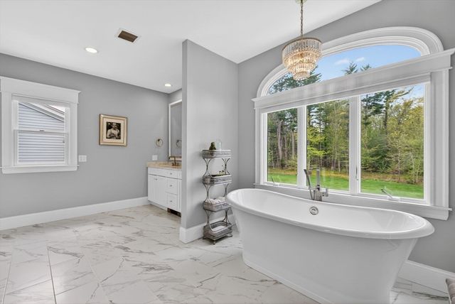 179 Lincoln St, Norwell, MA 02061