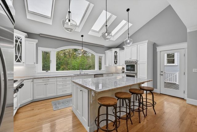 179 Lincoln St, Norwell, MA 02061