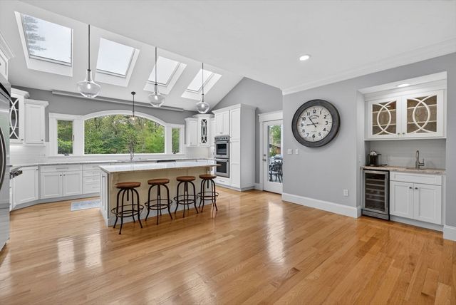 179 Lincoln St, Norwell, MA 02061