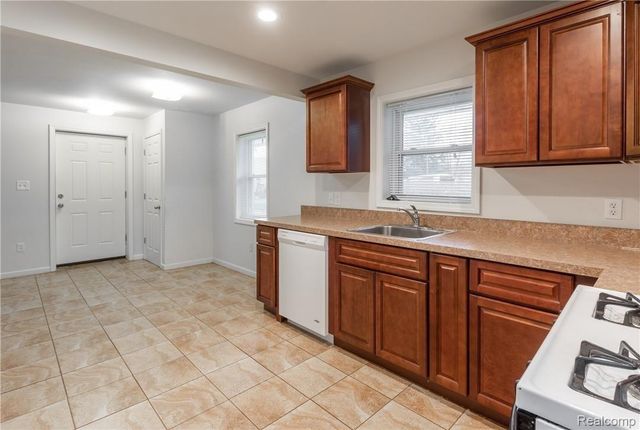 31733 KATHRYN Street, Garden City, MI 48135