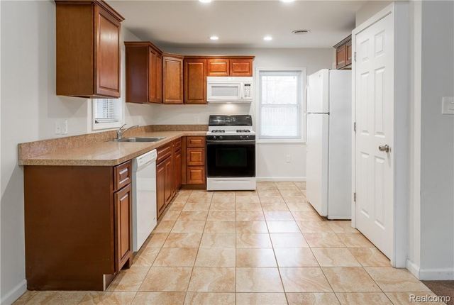 31733 KATHRYN Street, Garden City, MI 48135