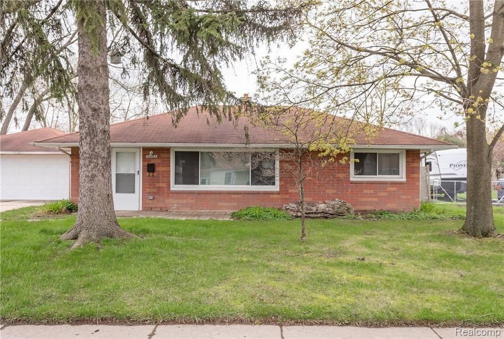 31733 KATHRYN Street, Garden City, MI 48135