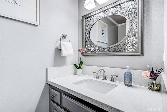 1821 Speyer B, Redondo Beach, CA 90278