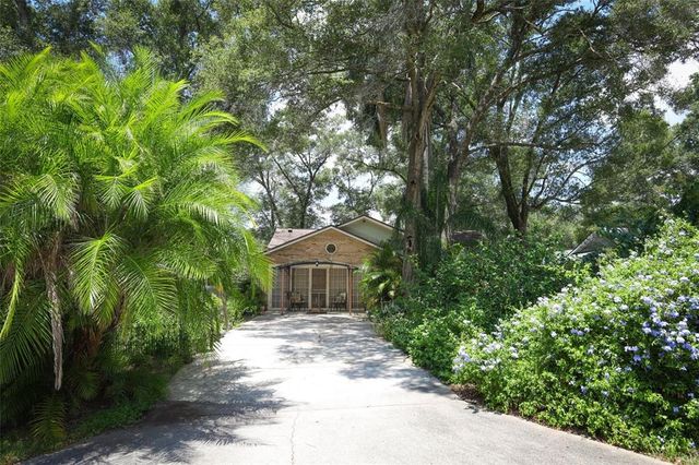 780 HELEN AVENUE, Deland, FL 32720