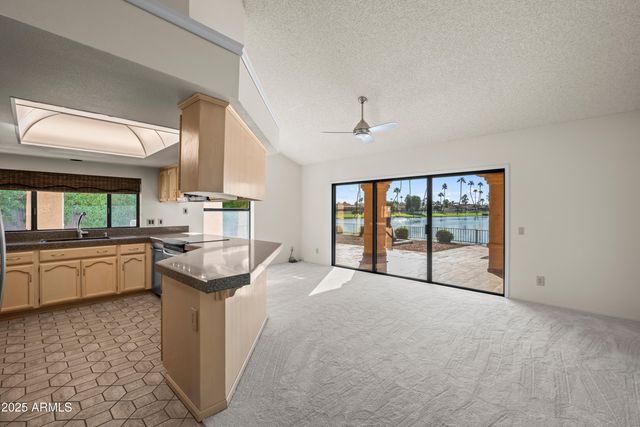 26009 S ASHWOOD Drive, Sun Lakes, AZ 85248