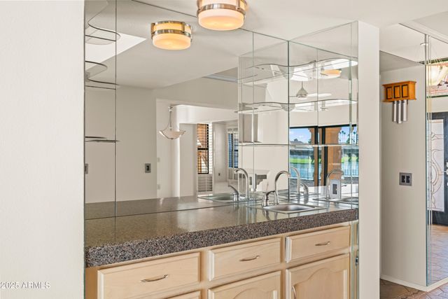 26009 S ASHWOOD Drive, Sun Lakes, AZ 85248