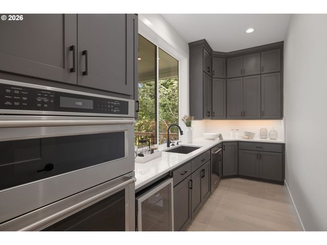 18236 Nw Anastasia Dr, Portland, OR 97229