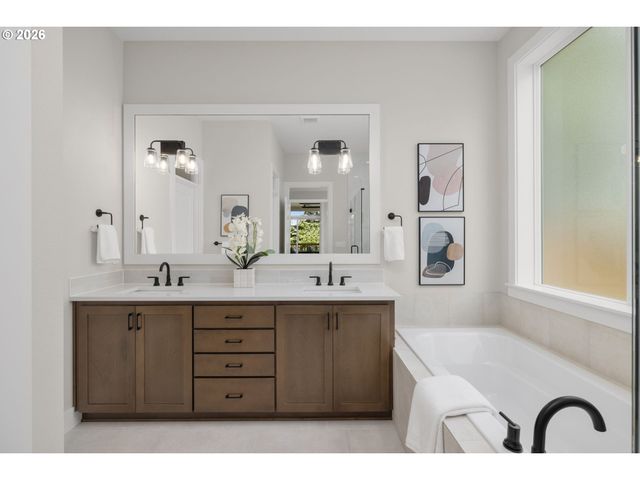 18236 Nw Anastasia Dr, Portland, OR 97229