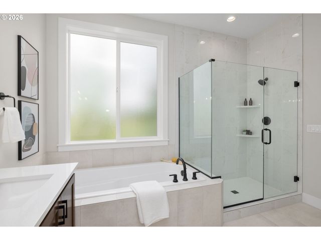 18236 Nw Anastasia Dr, Portland, OR 97229