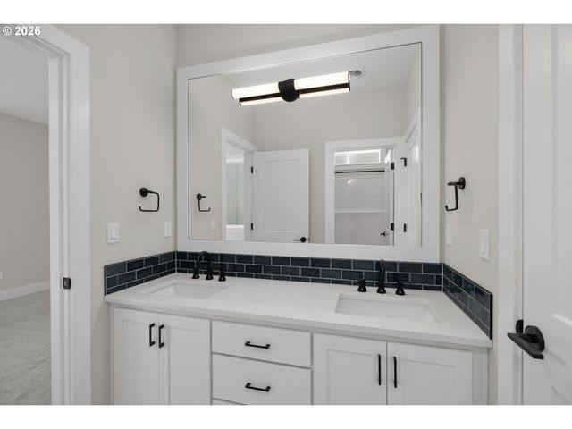 18236 Nw Anastasia Dr, Portland, OR 97229
