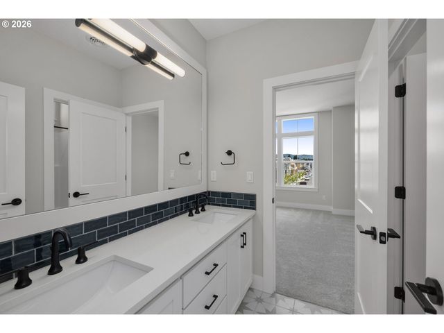 18236 Nw Anastasia Dr, Portland, OR 97229