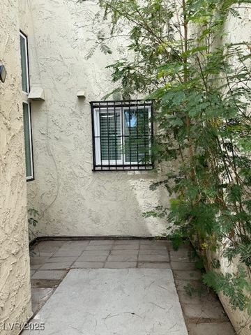 1203 Mews Lane, Las Vegas, NV 89101