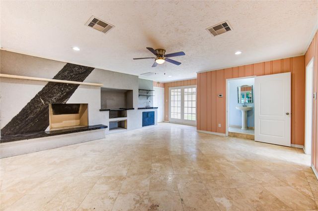 9515 Winsome Lane, Houston, TX 77063