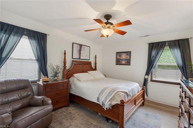 5649 Rushmere DR, Virginia Beach, VA 23464