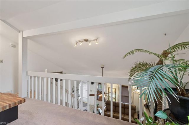 5649 Rushmere DR, Virginia Beach, VA 23464