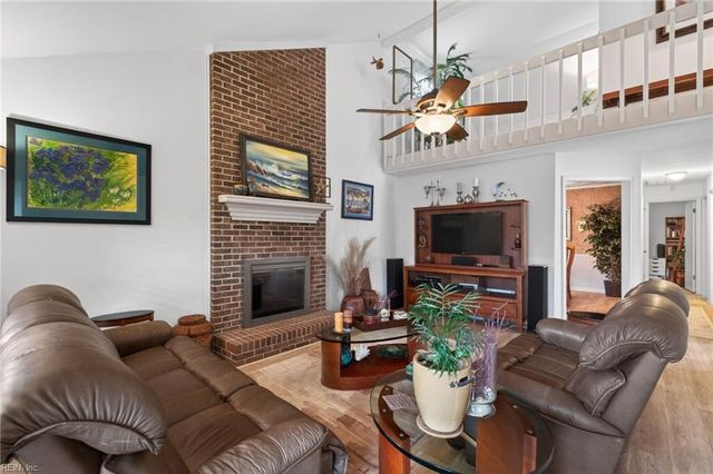 5649 Rushmere DR, Virginia Beach, VA 23464