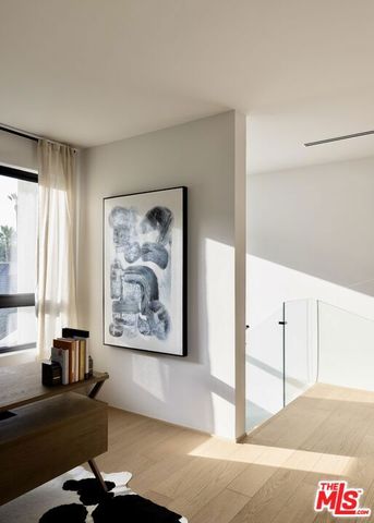 9064 Harland Avenue, West Hollywood, CA 90069