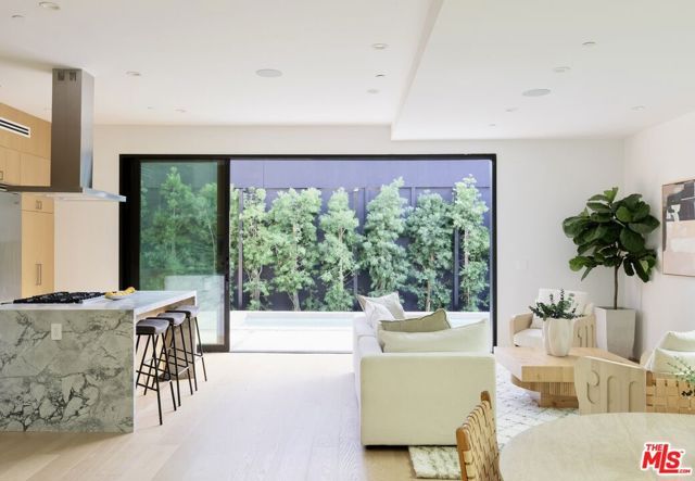 9064 Harland Avenue, West Hollywood, CA 90069