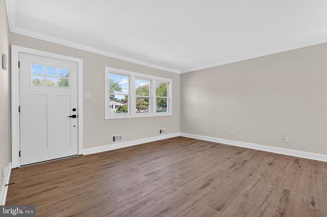 902 LAMBERT DR, Westampton, NJ 08060