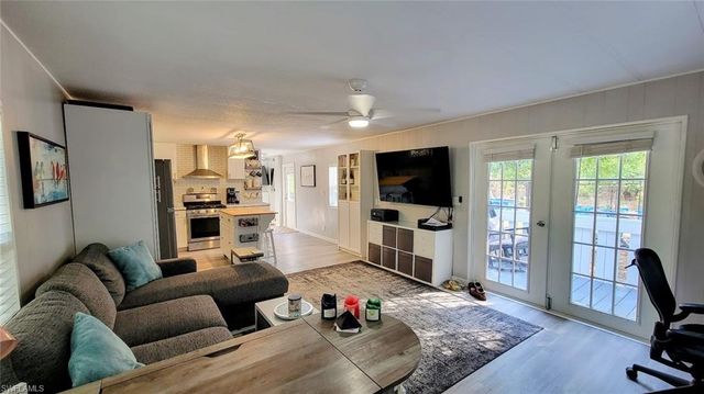 501 Wildwood AVE, Clewiston, FL 33440