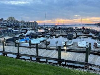 18857 Vineyard Point Lane, Cornelius, NC 28031